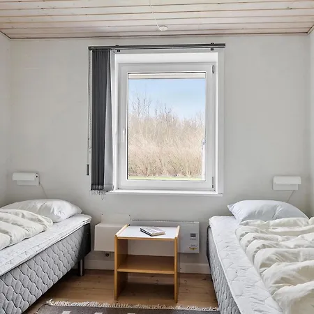 Four-bedroom In Sydals Feriehus *