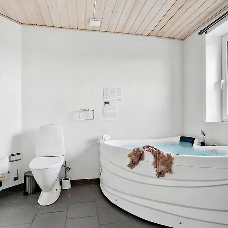 Tatil Evi Four-bedroom In Sydals